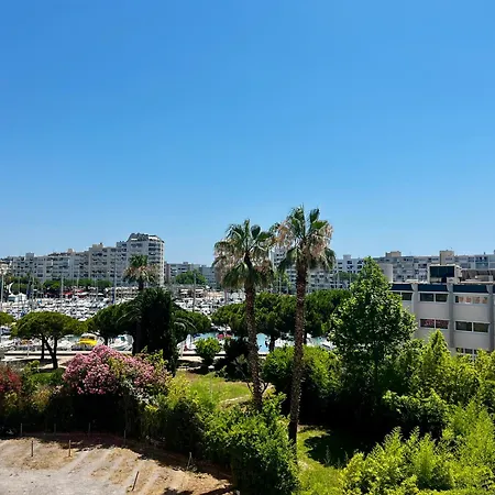 - T3 - & Port A 2 Pas! Appartement