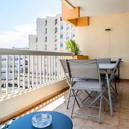- T3 - & Port A 2 Pas! Apartment