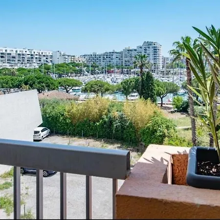 Apartment - T3 - & Port A 2 Pas!